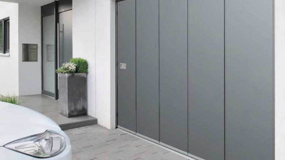 Portoni Sezionali laterali per Garage